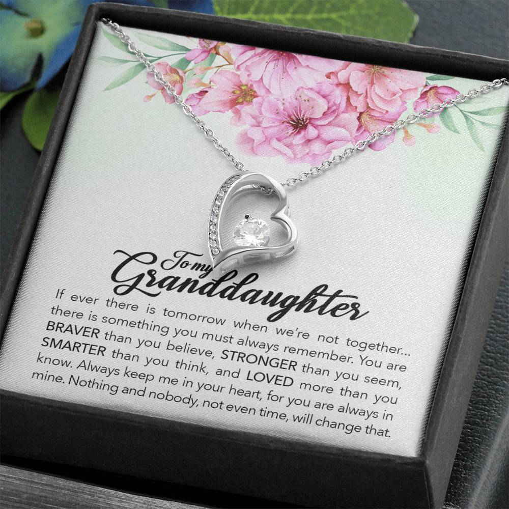 Brave Granddaughter - Forever Love Necklace - I Got You A Gift