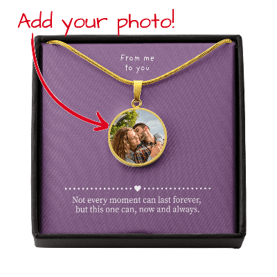 Photo necklace for you to add your own photo of friends or family. Includes message card and gift box.
