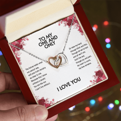 Lovely heart neckalce with personalized message card with poem for girlfriend or wife. Luxury gift box from I Got You A Gift.