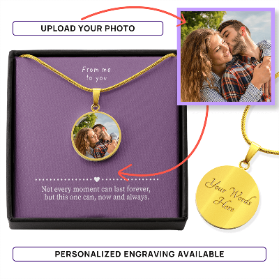 A gift box with a circle shaped necklace where one can add a personal photo inside, and also engrave it on the back. From I Got You A Gift.